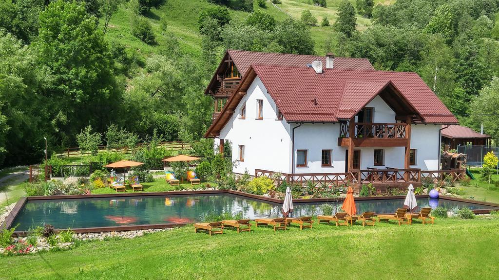 Gallery Of Mountains Holiday Home Yasinya Luaran gambar
