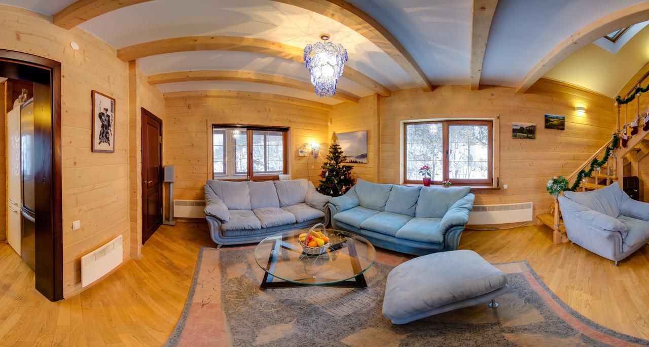 Gallery Of Mountains Holiday Home Yasinya Luaran gambar